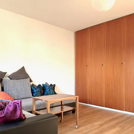 74 Qm Wohnung, 3 Zkb, 3 Personen, Voll Ausgestattet *