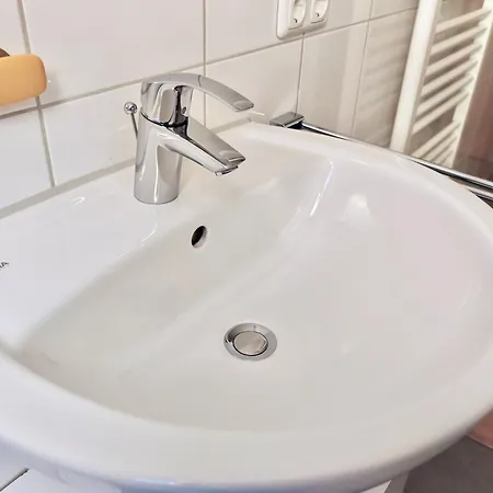 Appartement 74 Qm Wohnung, 3 Zkb, 3 Personen, Voll Ausgestattet