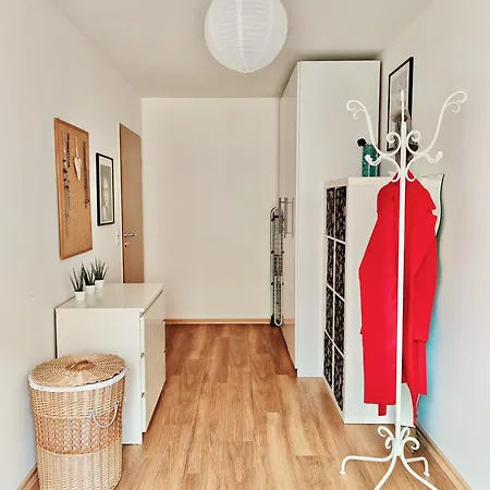 74 Qm Wohnung, 3 Zkb, 3 Personen, Voll Ausgestattet Appartement *